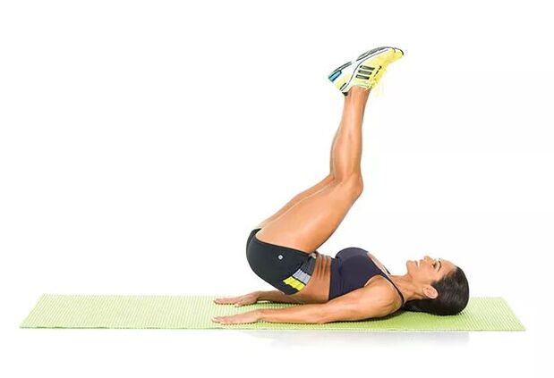 Crunch inverso para trabajar los músculos abdominales